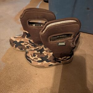 BOGS Kids' Camouflage Boots